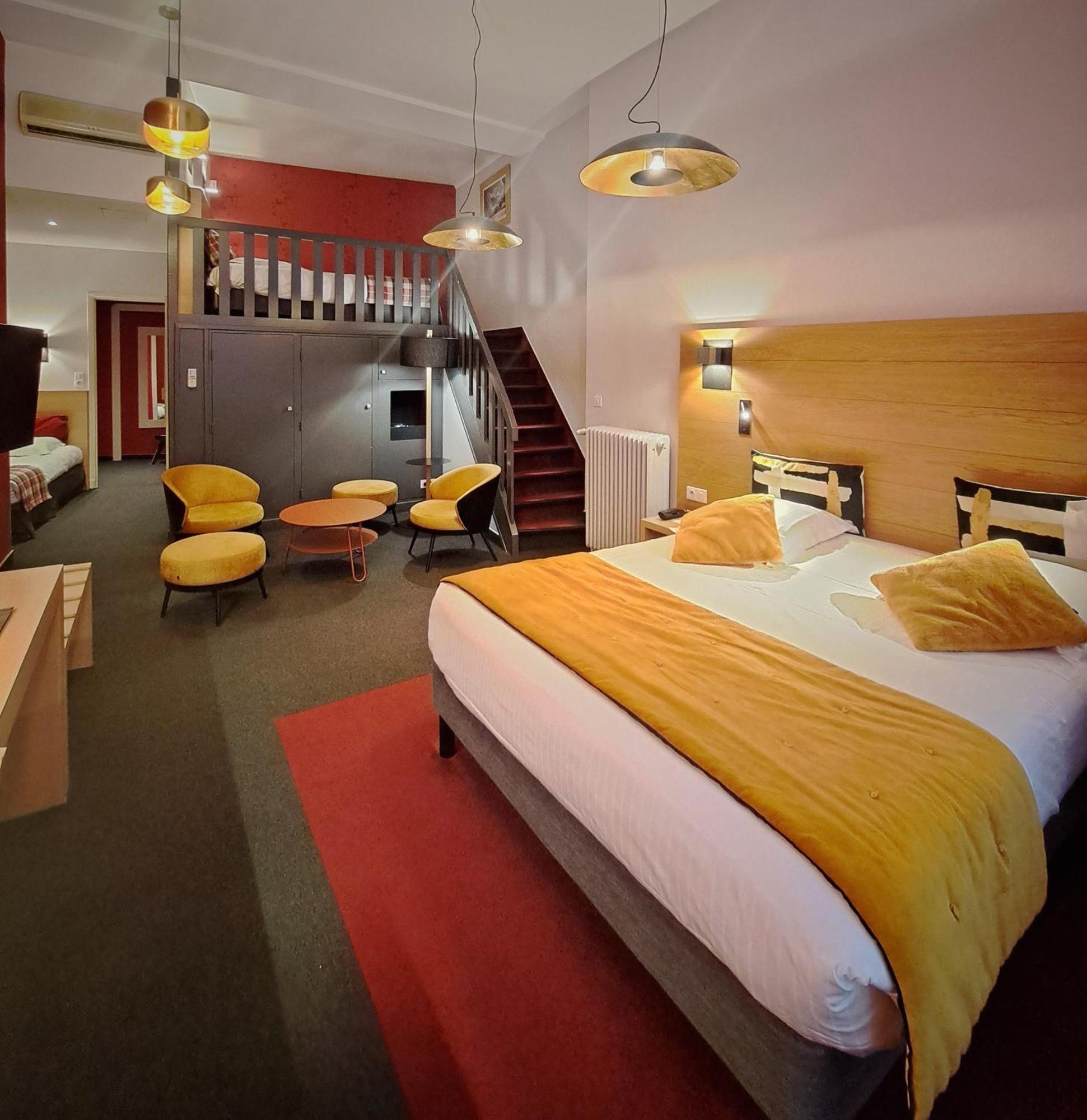 Des Princes, Centre Hotel