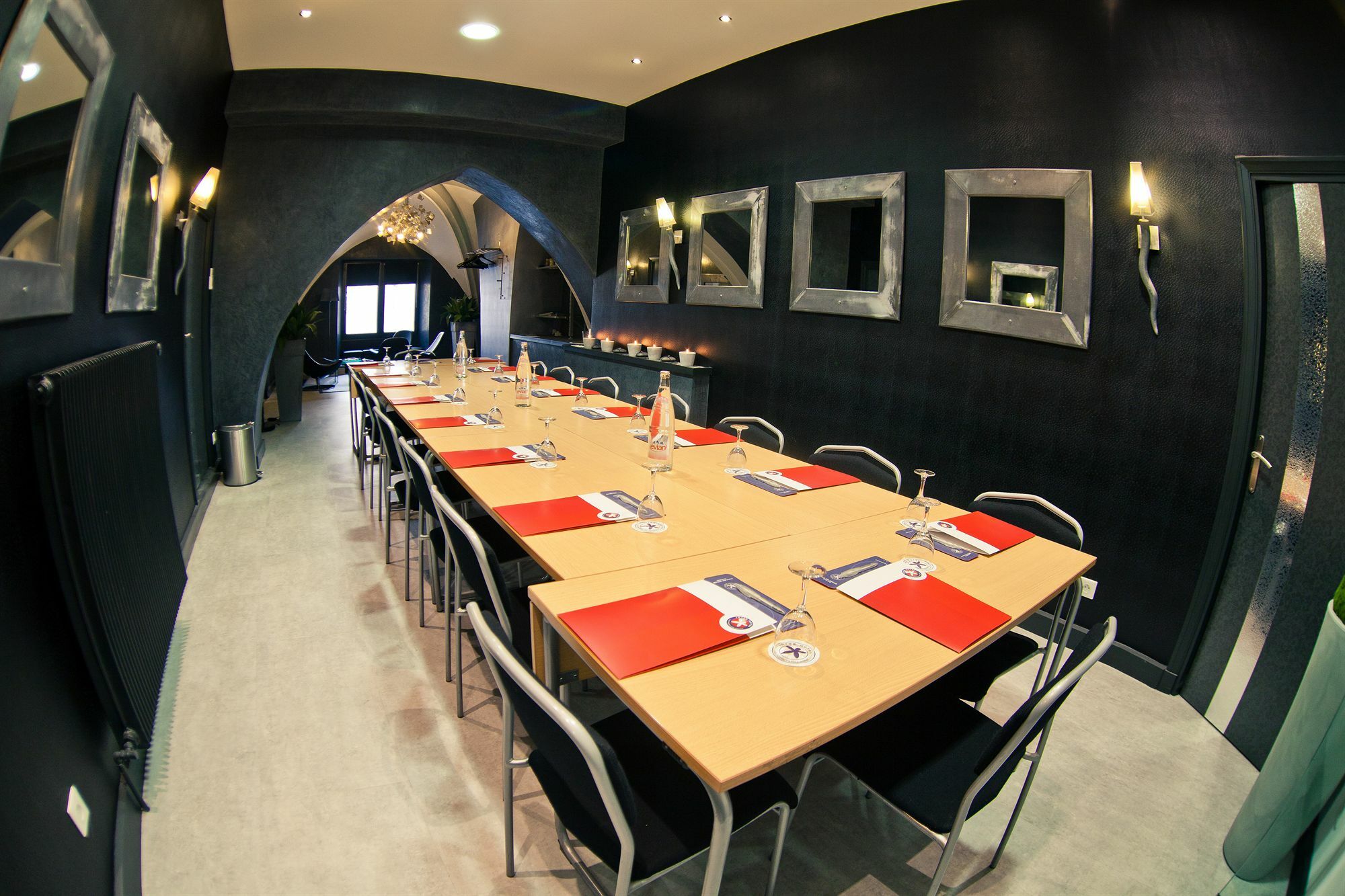 Des Princes, Centre 3*